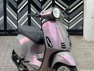 Vespa Primavera 2022 " Biển 690.38"