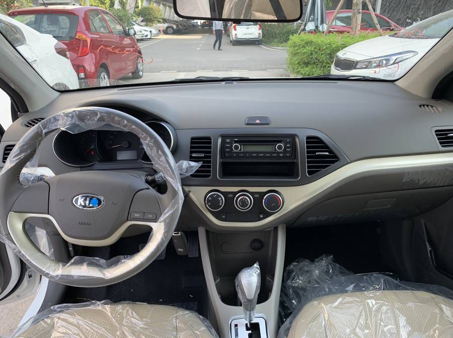 Kia Morning 2019- uu dai cuc khung thang 6 - ho tro tra gop 90% - goi ngay: 0938.805.067
