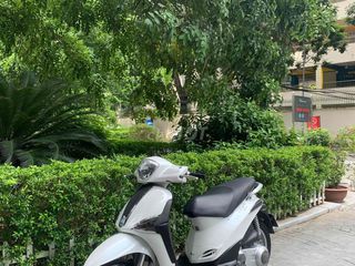 Piaggio Libety125 ie màu trắng thời trang!