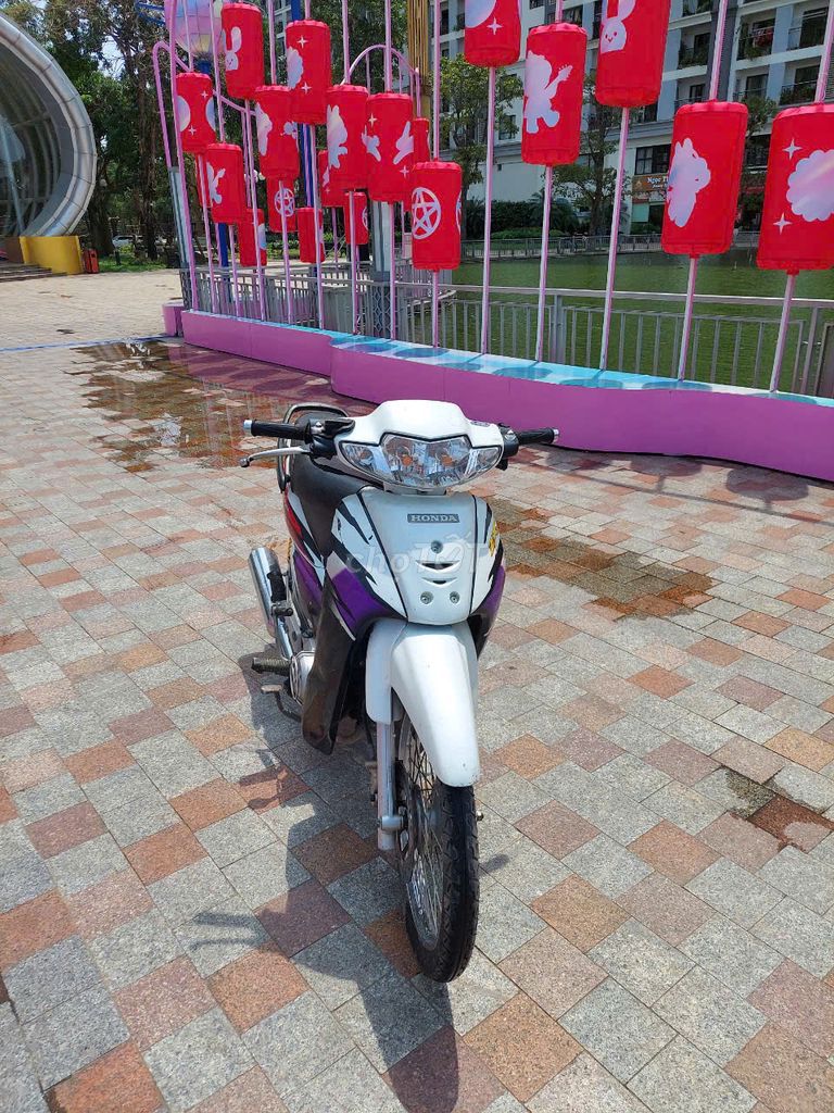 bán xe HOnda Wave ZX mầu trắng chính chủ