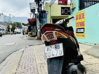 Bán xe YAMAHA LUVIAS 125cc máy êm giá chỉ 6 triệu