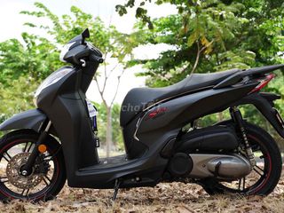 HONDA SH300I MÀU ĐEN 2018 BẢN BÁO NHIỆT