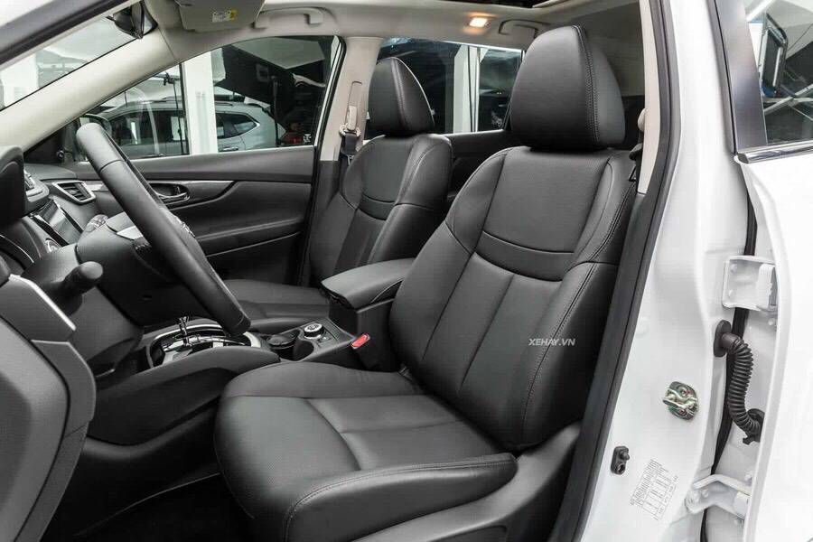 NISSAN X-TRAIL 2019 HOT TRONG TUAN GIAM NGAY 80TR