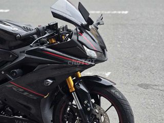 R15v3 biển43 đúng 8000km (siêu mới) Nguyên zin 100