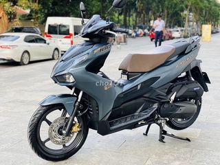 Honda Air blade 160 xanh đá khóa Smartkey 2023