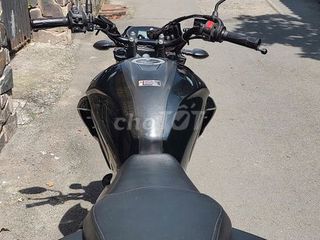 FZ25 250 Xe đẹp máy êm mua bán nhanh gọn