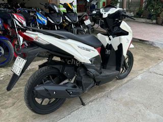 Honda Vario 150 trắng đỏ 2017 ( hỗ trợ góp )