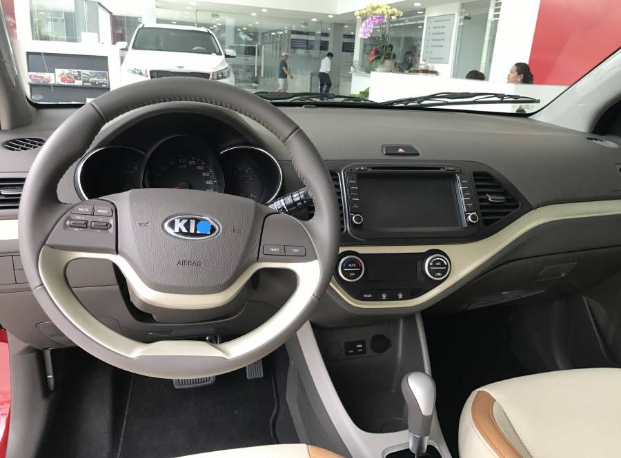 Kia Morning SAT phien ban du tang ngay 50% Bao hiem Vat Chat