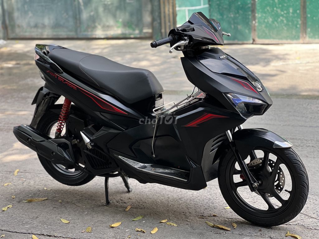 Airblade 125Fi đen nhám 2019 khóa smart, máy êm ru